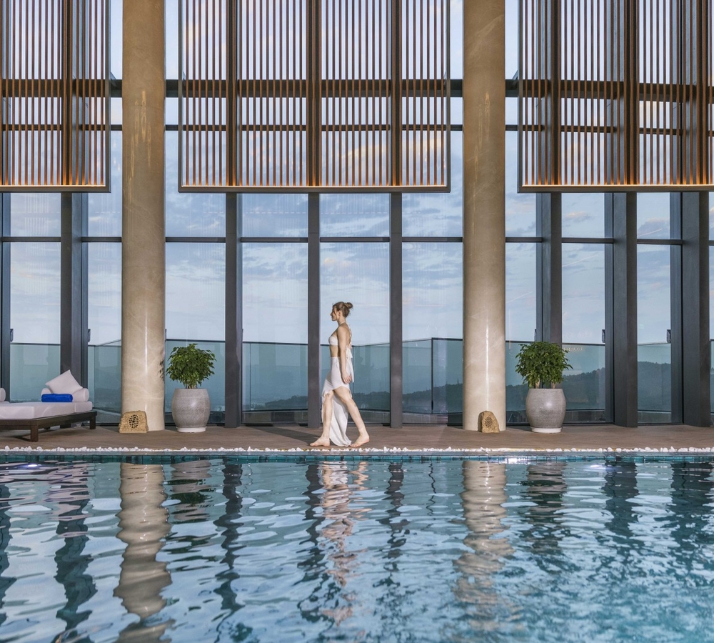 Four Season Pool