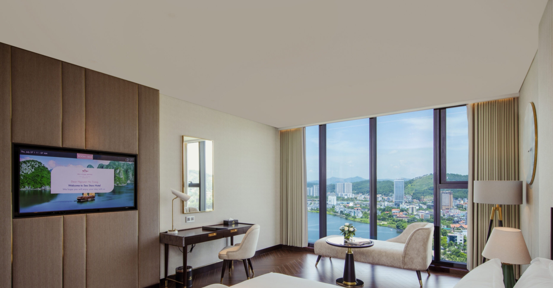Deluxe Lake View