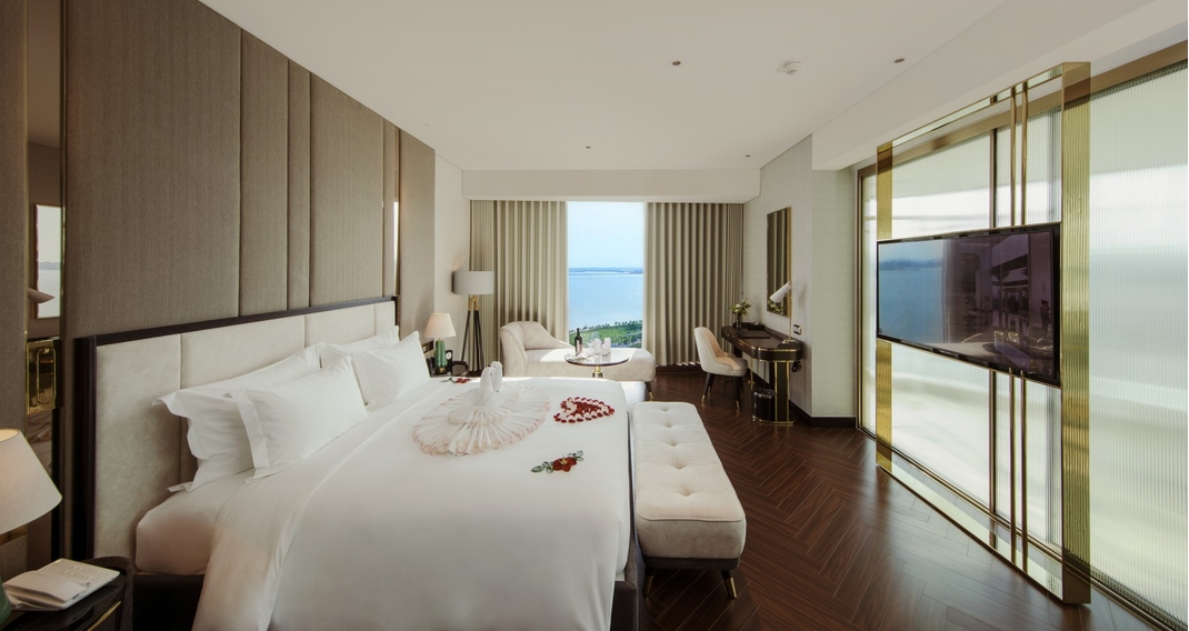 Premier Bay View
