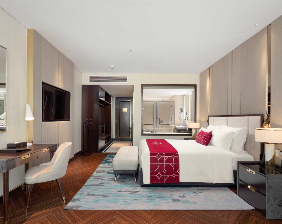 Executive Bay View