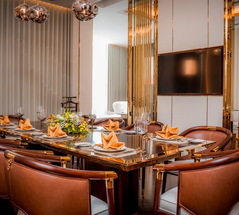 Experience Presidential-Class Package